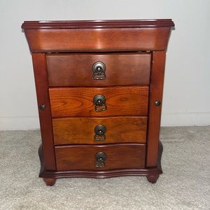 Fancy wooden jewelry box 💎